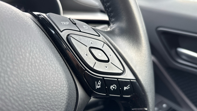 Toyota C-HR 1.8 Hybrid Icon 5dr CVT Hybrid Hatchback